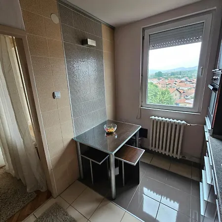Maks 2 Apartment *